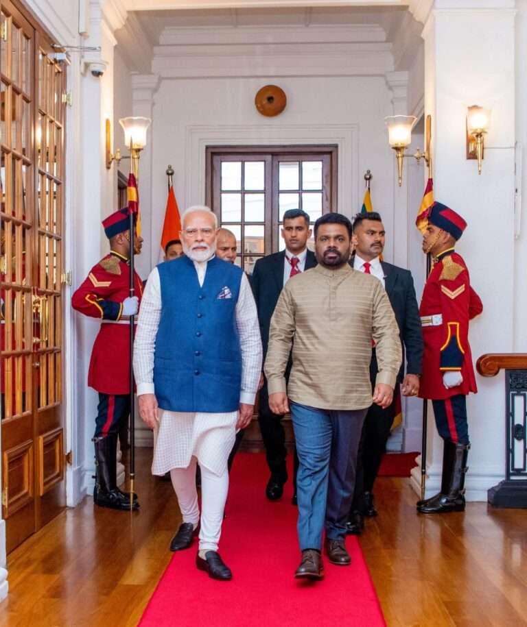 பிரதமர் மோடிக்கு உற்சாக வரவேற்பு