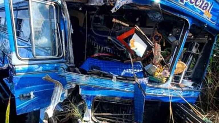 பஸ் விபத்தில் 22 இராணுவத்தினர் காயம்