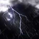 பிற்பகலில் இடி முழக்கத்துடன் மழை