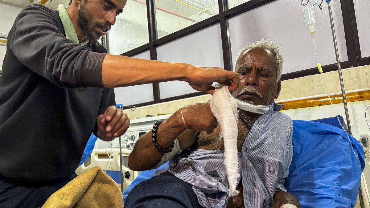 இந்தியாவில் பயங்கரவாதத் தாக்குதலில் 26பேர் பலி