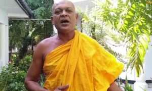 சுமணரத்தின தேரருக்கு பொலிஸ் சுருக்கு