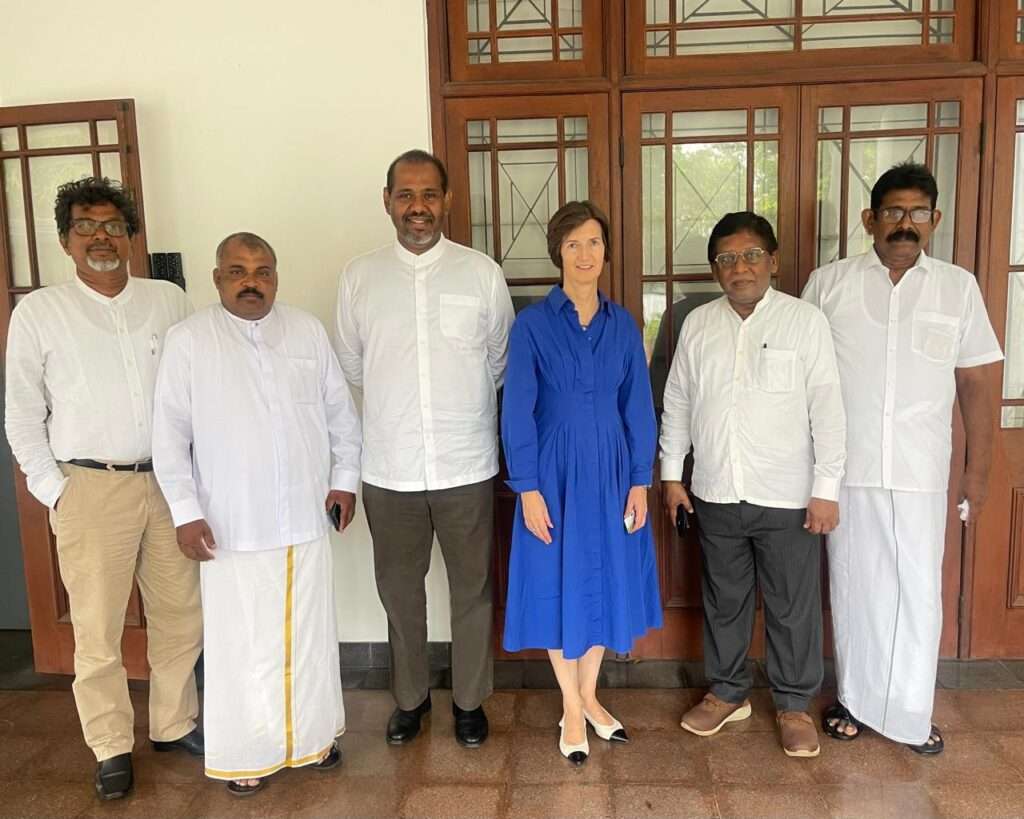 தமிழ்த் தேசிய பேரவையினர் சுவஸ் தூதுவரடன் சந்தித்தபோது