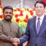 வியட்நாமில் ஜனாதிபதிக்கு அமோக வரவேற்பு