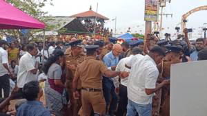 ஐநா ஆணையாளர் அணையா விளக்குப் பகுதிக்கு விஜயம்