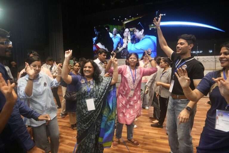 சுபான்ஷு சுக்லாவின் விண்வெளிப் பயணம் ஆரம்பம்