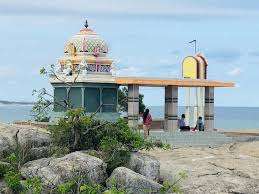 உகந்தை மலை முருகன் ஆலயம்