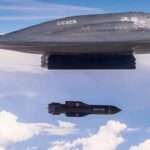 முப்பதாயிரம் இறாத்தல் எடைகொண்ட குண்டை வீசிய அமெரிக்கா