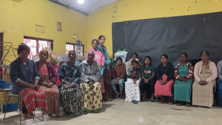 நானுஓயாவில் மக்கள் இடம்பெயர்வு