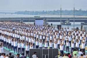 யோகா வயது எல்லைகளுக்கு அப்பாற்பட்டது