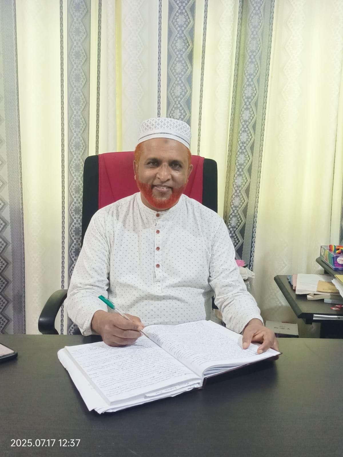 மௌலவி ஹாசிம் பணியிலிருந்து ஓய்வு