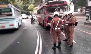 கேகாலை பஸ் விபத்தில் 28பேர் காயம்