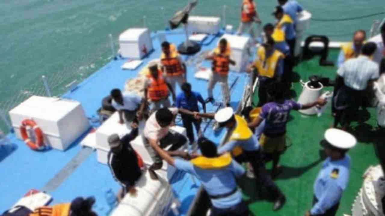 எல்லை தாண்டிய மீனவர்கள் கைது