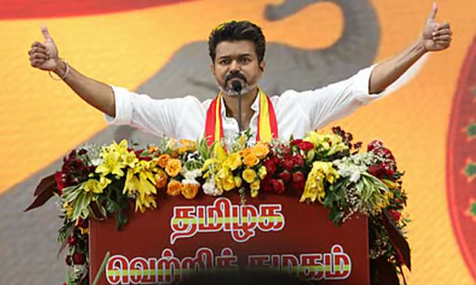 முதல்வர் வேட்பாளராக நடிகர் விஜய்