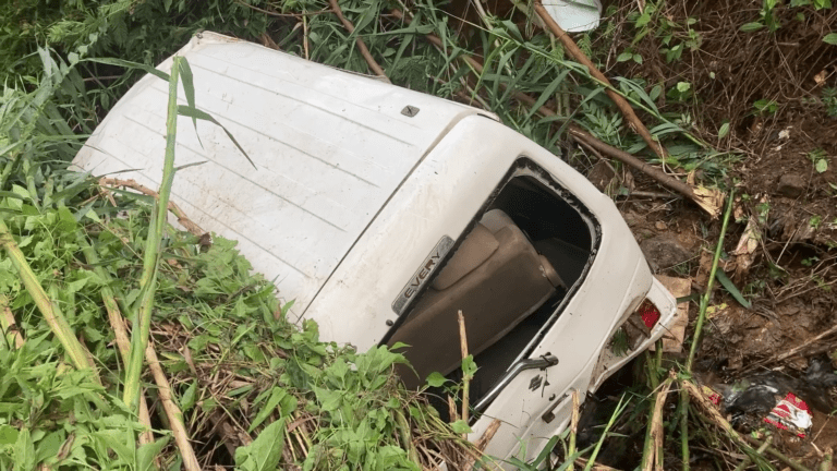 சுக்கானில் தூங்கிய வான் சாரதி!