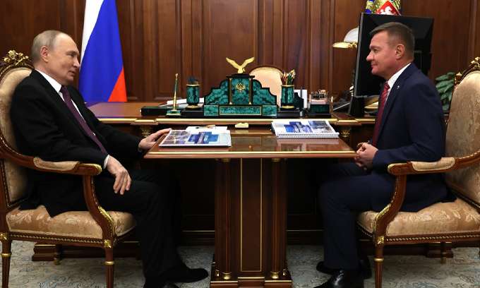 ரஷ்ய போக்குவரத்து அமைச்சர் தற்கொலை