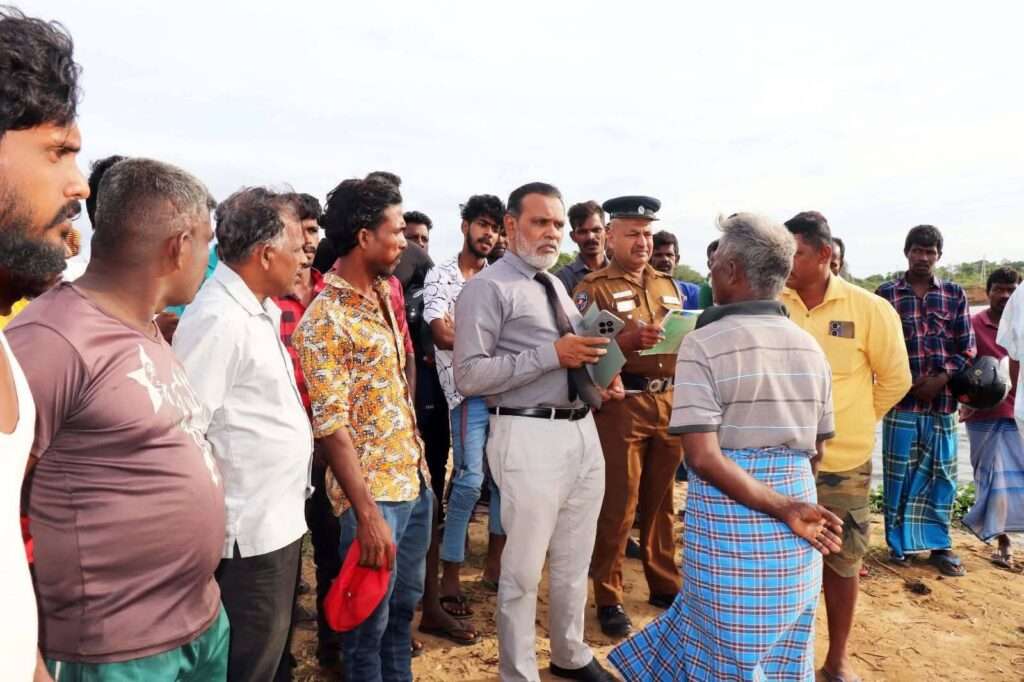 மண்ணகழ்வுக்கு வெட்டப்பட்ட குழியில் வீழ்ந்து குடும்பஸ்தர் மரணம்