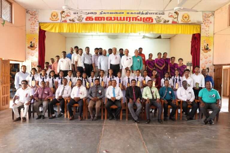 பூங்கா திறப்பு விழாவும் சாதனையாளர் பாராட்டு விழாவும்