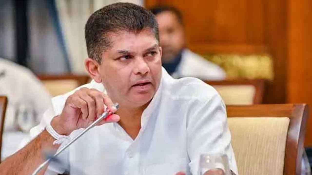 லொகான் இரத்வத்தை இன்று காலமானார்