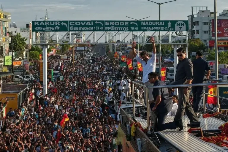 கரூர் விஜய் பிரசாரக் கூட்டம்: சிபிஐ விசாரிக்க உச்ச நீதிமன்றம் உத்தரவு