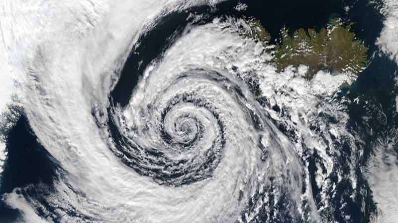 கரையைக் கடந்தது மோந்தா சூறாவளி