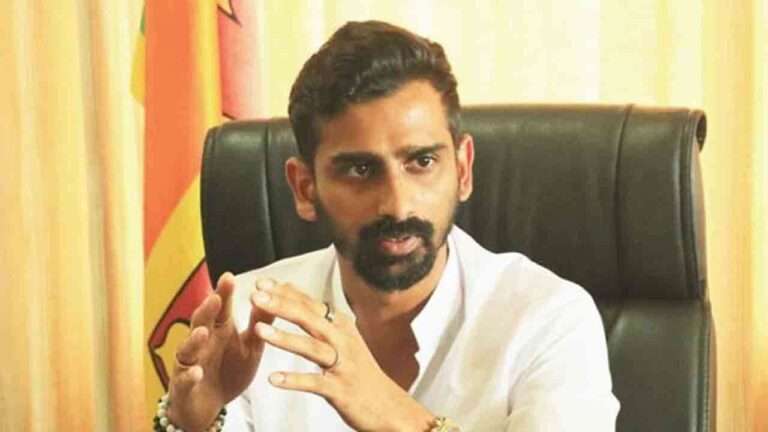 இன்று நடந்தது கடிதங்கள் கையளிக்கும் விளம்பர நிகழ்ச்சி - ஜீவன் பரிகாசம்