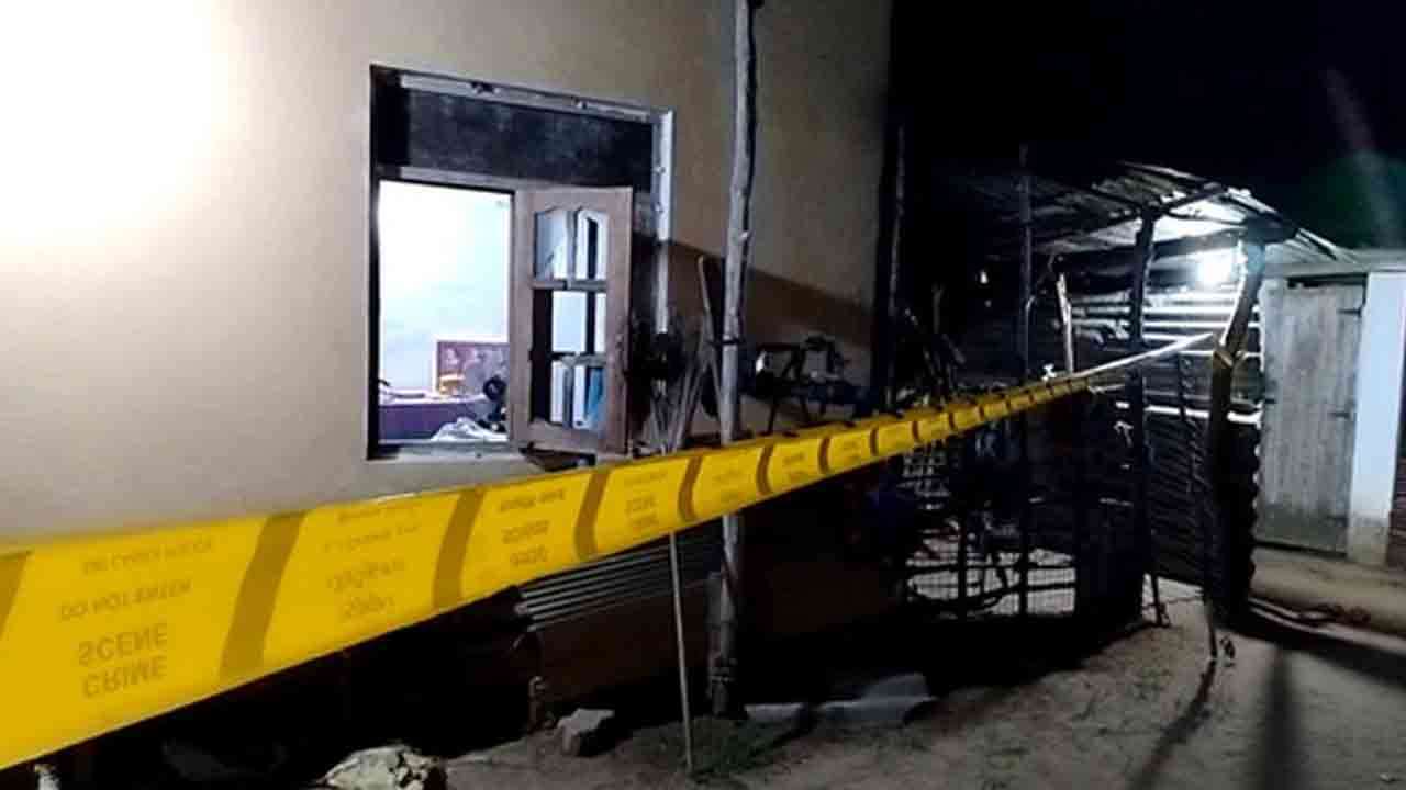 ஹூங்கம வீடொன்றில் தம்பதியர் சடலங்களாக மீட்பு