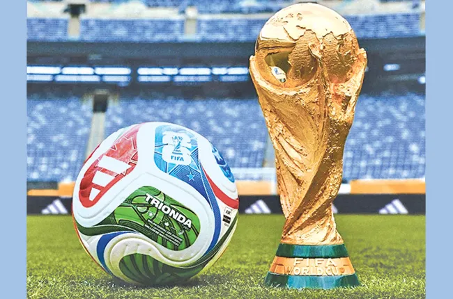 பிஃபா உலகக் கிண்ண உத்தியோகபூர்வ பந்து