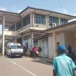 வர்த்தகரை சுட்டுக்கொன்றவர் பயணித்த கார் கண்டுபிடிப்பு