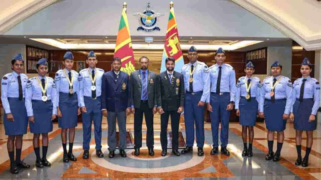 தடகளப் போட்டியில் பதக்கம் வென்ற விமானப்படை வீரர்கள் கௌரவிப்பு