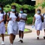 பாதிக்கப்பட்ட மாணவர்களுக்கு 25,000 ரூபாய் உதவி