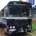 கைதிகளை ஏற்றிச் சென்ற பஸ் வெள்ளத்தில் சிக்கியது