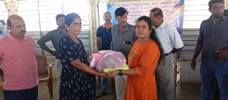 பெரியநீலாவணை சிகரம் கல்விக் கூடத்தின் வாழ்வாதார உதவி