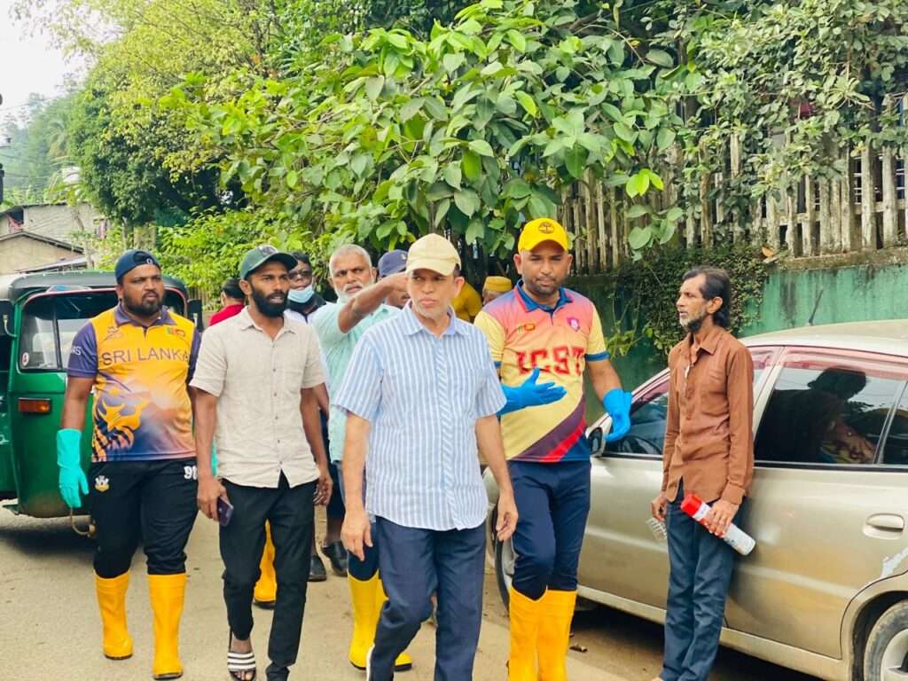 ஹிஸ்புல்லாஹ்வின் மனிதாபிமான உதவியை கம்பளை சமூகம் என்றும் நினைவில் வைத்திருக்கும். என்று கம்பளை மக்கள். நன்றி தெரிவித்துள்ளனர். அண்மையில் ஏற்பட்ட பெருவெள்ளமும் அதனைத் தொடர்ந்து ஏற்பட்ட