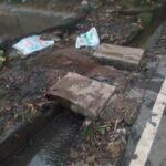 வடிகான் மூடிகள் உடைந்தமையால் பயணிகள் விபத்துக்குள்ளாகும் நிலை