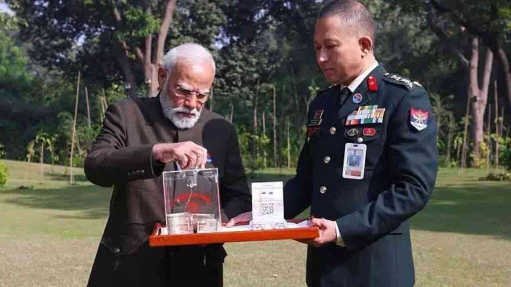 படைவீரர் கொடி நாளுக்காக பிரதமர் மோடி நன்கொடை