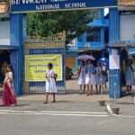 மட்டக்களப்புவில் மழைக்கு மத்தியில் உயர் தரப் பரீட்சை மீள ஆரம்பம்