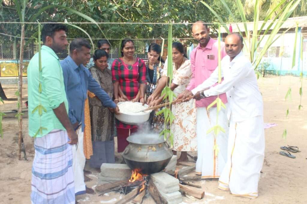 வேப்பையடி கலைமகள் மகா வித்தியாலய பொங்கல் விழா