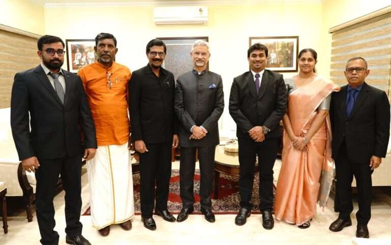 ரில்வின் சில்வா முதற்தடவையாக இந்தியா விஜயம்