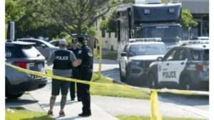 கனடாவில் மர்ம நபர் துப்பாக்கிச் சூடு; 9 பேர் உயிரிழப்பு