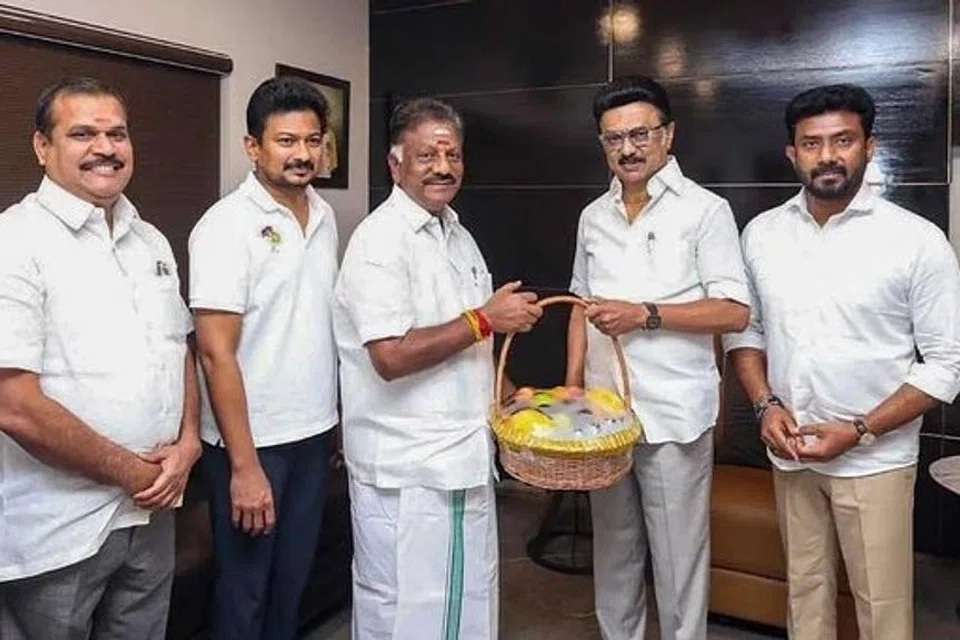 தமிழக சட்டசபைத் தேர்தலில் மீண்டும் திமுகவே ஆட்சிக்கு வரும்: ஓபிஎஸ்