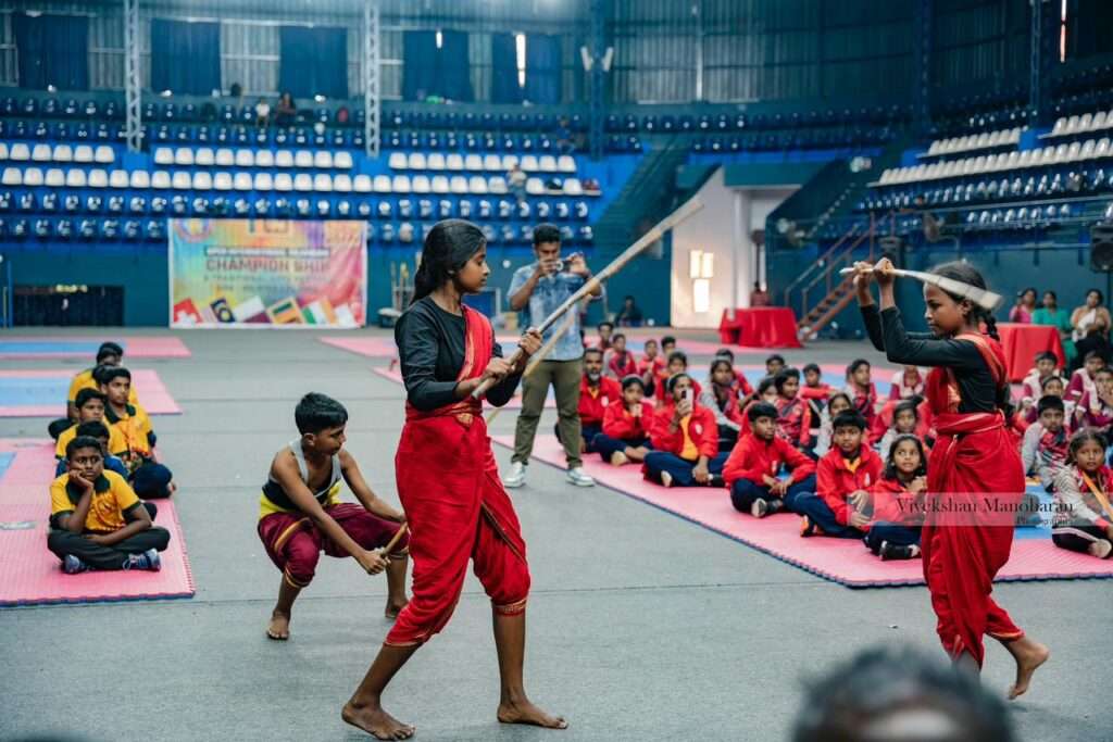 சர்வதேச அரங்கில் ஒலித்த சிலம்பம் கொழும்பில் களைகட்டியது