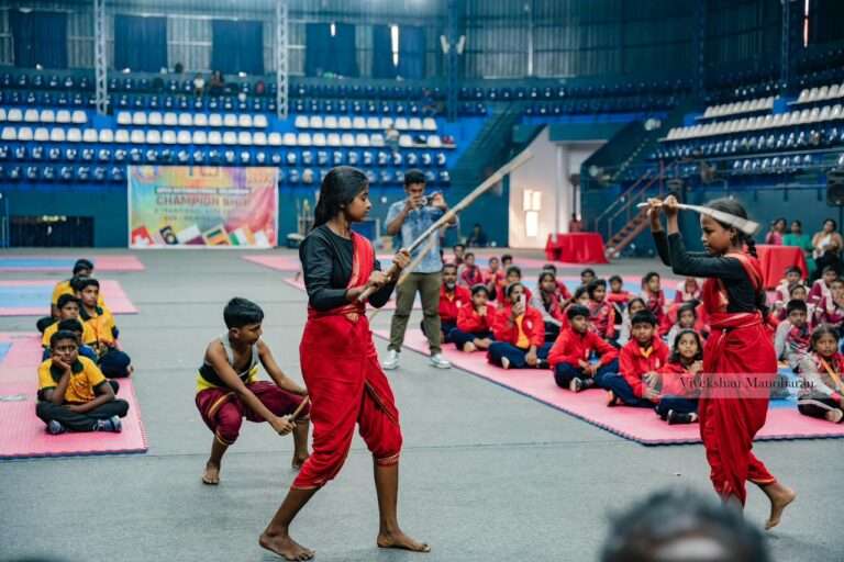 சர்வதேச அரங்கில் ஒலித்த சிலம்பம் கொழும்பில் களைகட்டியது