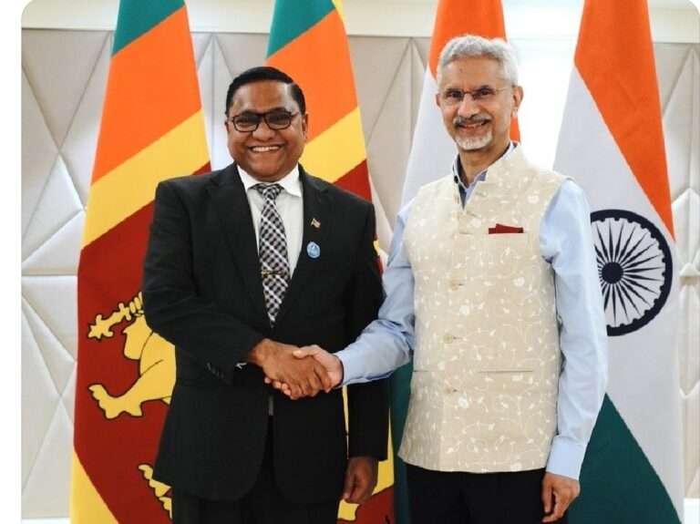 இலங்கை-இந்திய வெளிவிவகார அமைச்சர்கள் டில்லியில் சந்திப்பு