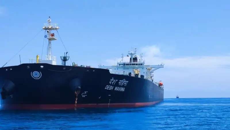 மசகு எண்ணெய் ஏற்றி வந்த கப்பல் கொழும்பு துறைமுகத்திற்கு வருகை