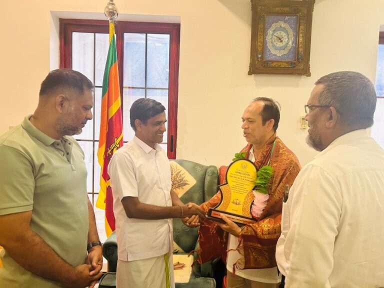 சமாதான நீவான்கள் சமூக மையம் ஹிஸ்புல்லாஹ் எம்.பிக்கு கௌரவம்