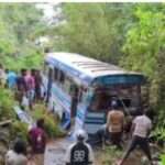 டயகமையிலிருந்து ஹற்றன் சென்ற பஸ் விபத்து: 20 பேர் காயம்