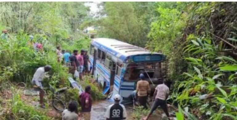 டயகமையிலிருந்து ஹற்றன் சென்ற பஸ் விபத்து: 20 பேர் காயம்