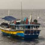 கடற்படையினர் சுற்றிவளைத்த படகில் 400 கோடி ரூபாய் ஹெரோயின்