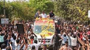 பிரசாரக் கூட்டங்களை இரத்துச் செய்யும் நடிகர் விஜய்!