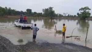 இயற்கை அனர்தத்தால் மட்டக்களப்பு பகுதியில் ஒருவர் உயிரிழப்பு